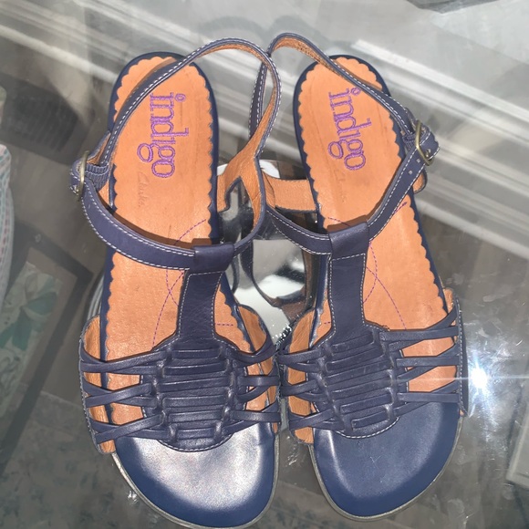Brand new Indigo by Clark’s navy blue sandals. - Picture 5 of 7